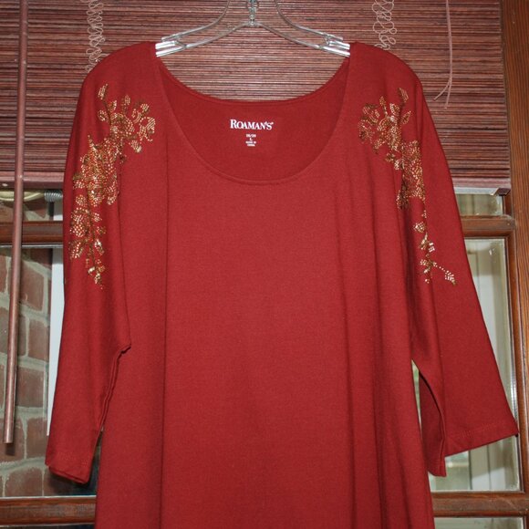 Brand New Plus size 18/20 Tunic with sequined shoulders - Picture 1 of 6
